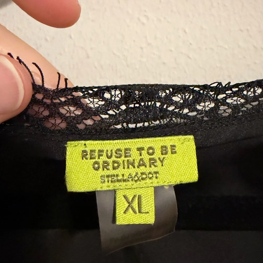 Stella & Dot Tank Top Black V Neck Satin Lace Sleeveless Stretch Womens XL - Picture 9 of 10